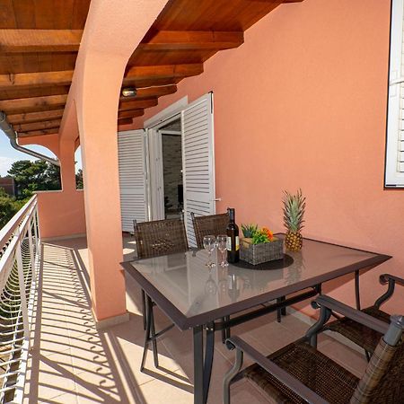 Seaview & Balcony Apartment Petra ยาดริยา ภายนอก รูปภาพ